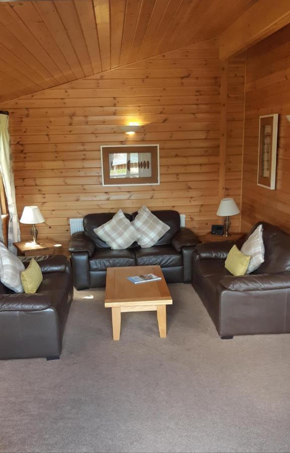 Inverbeg Holiday Park Luss Exterior photo